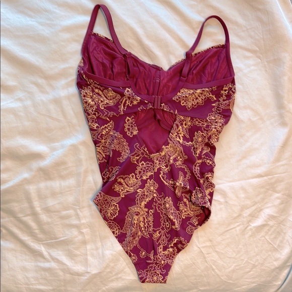 Panache Veronica Paisley One Piece Swimsuit - Picture 2 of 6